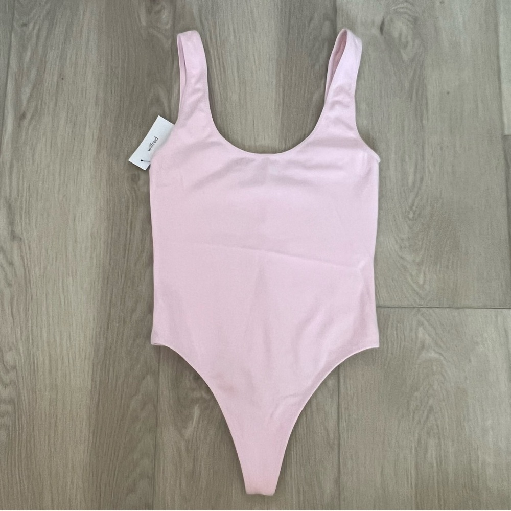 Aritzia Wilfred Free Leila Bodysuit pink